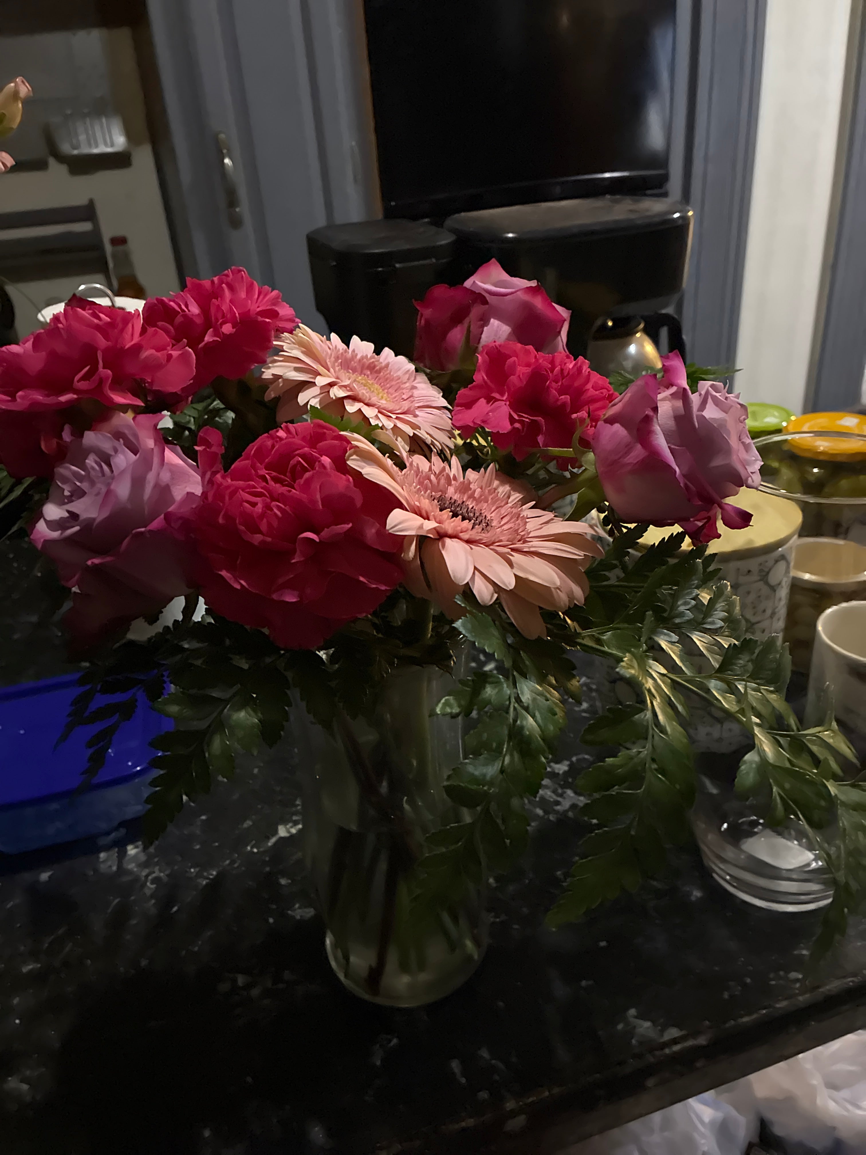 Pink Rose & Daisy Flower Arrangement (Large)
